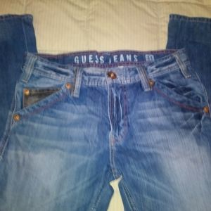 NWOT! Men's Relaxed Fit Distressed Guess Jeans